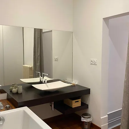 L'empereur - Parking - Fibre - Netflix Apartment